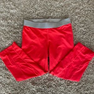 NIKE PRO DRI FIT LEGGINGS